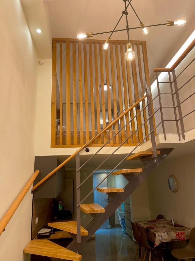 Minimal Two-Floor Apartment 테살로니키 외부 사진